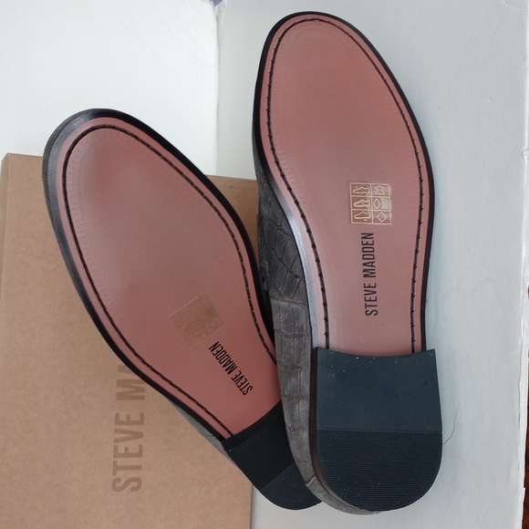 BRAND NEW STEVE MADDEN DONNEL CROC EMBOSSED LEATHER LOAFER - Picture 9 of 16